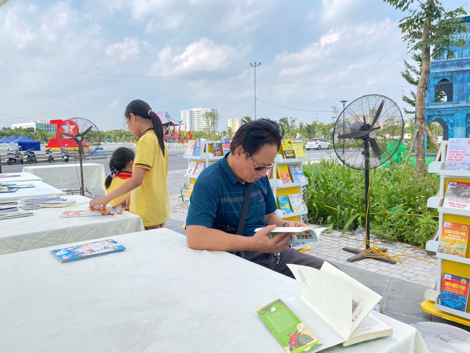 Công viên Long Biên, quận Long Biên