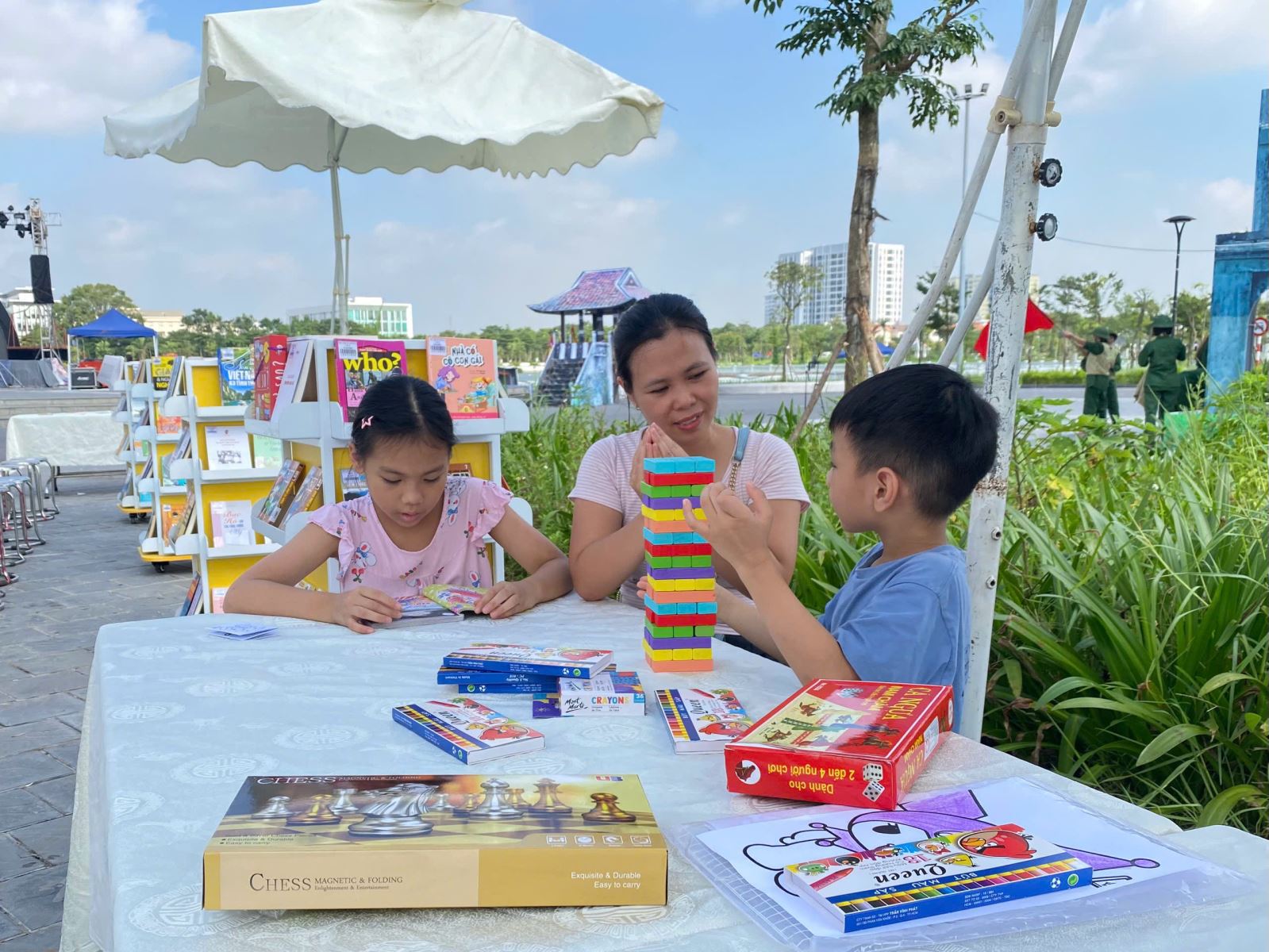 Công viên Long Biên, quận Long Biên